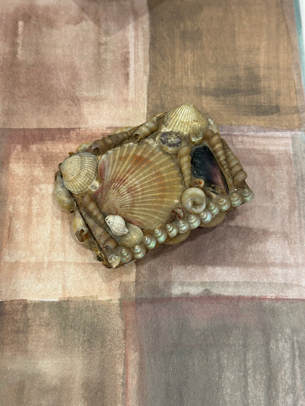Petite Sailor's Valentine Shell Box