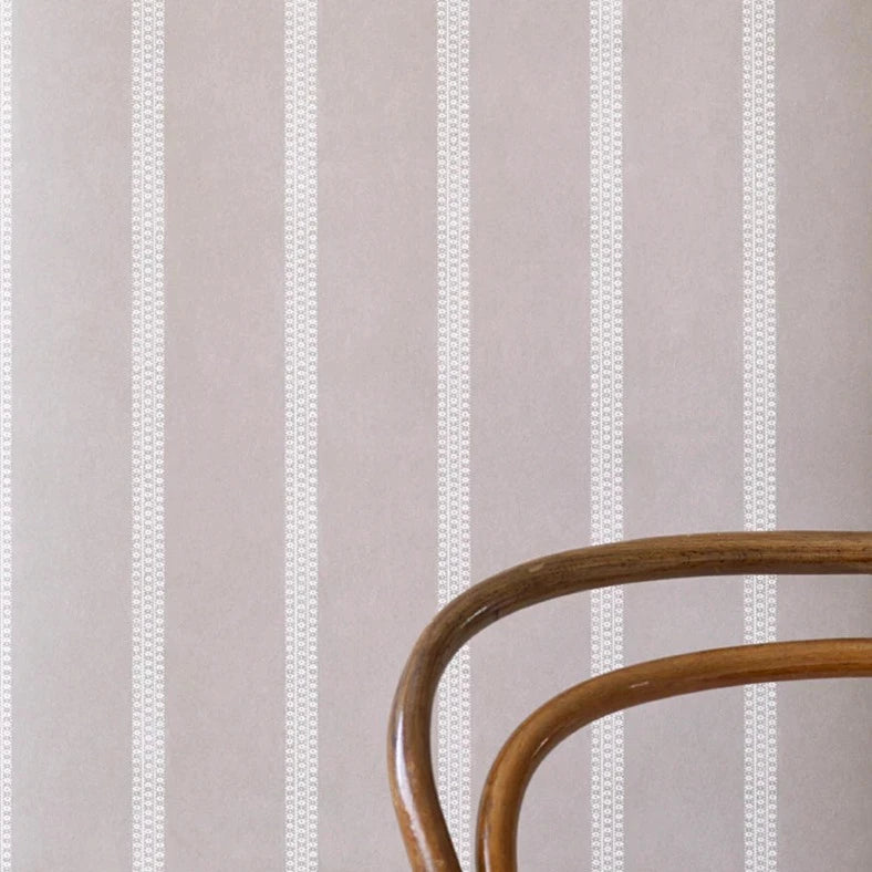 Åkle Stripes Wallcovering